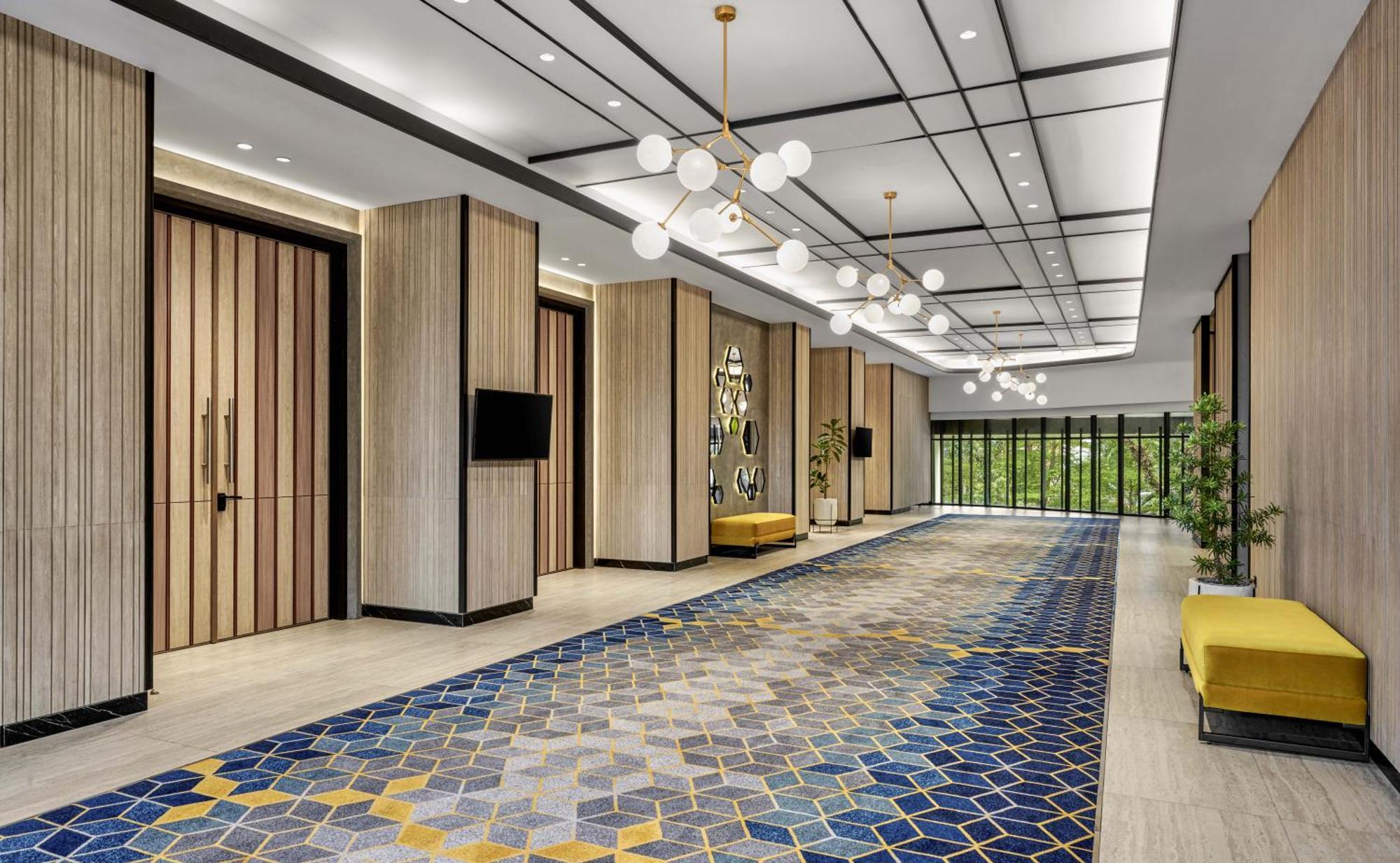 Hyatt Place Makassar Exterior photo